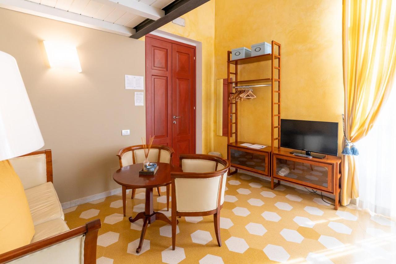 Locanda Il Maestrale Monterosso al Mare Luaran gambar