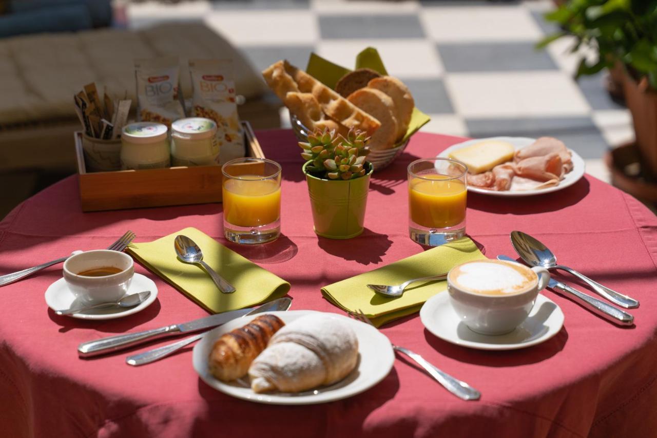 Locanda Il Maestrale Monterosso al Mare Luaran gambar