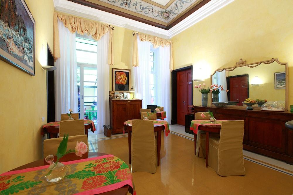 Locanda Il Maestrale Monterosso al Mare Luaran gambar